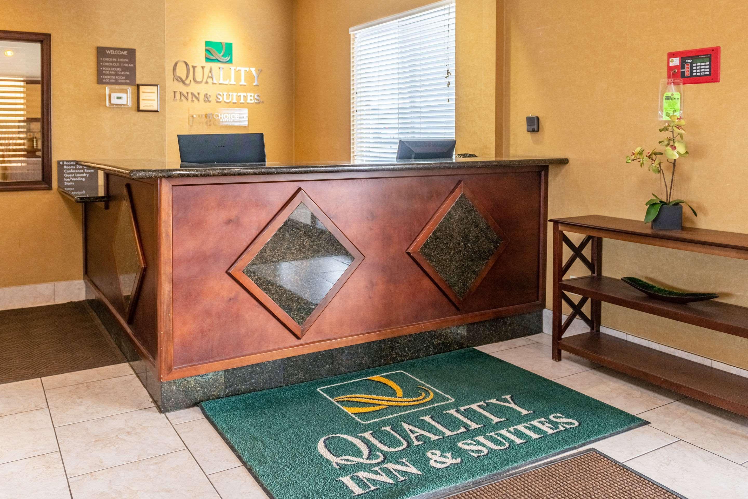 Quality Inn & Suites Seville Exteriér fotografie